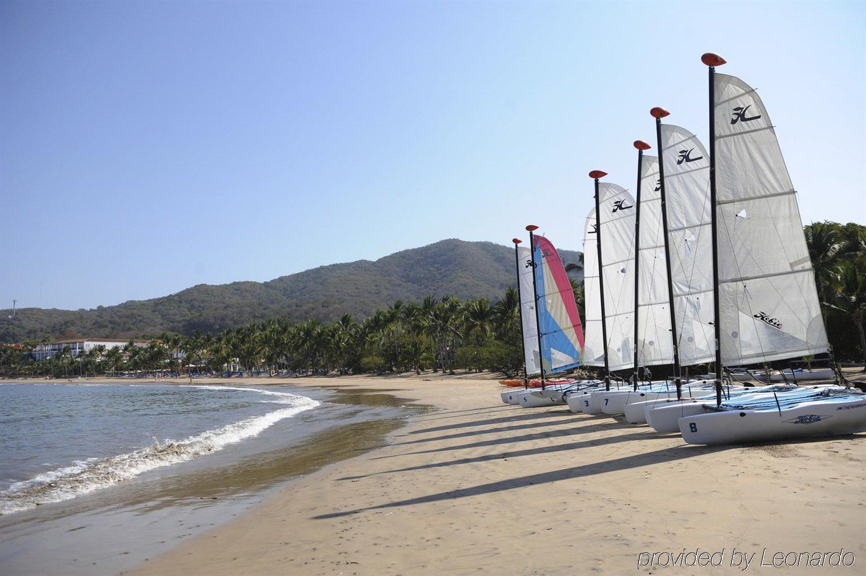 ホテル Club Med Ixtapa Pacific エクステリア 写真